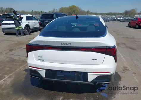 2025 Kia K5 Gt z USA, uszkodzony, nr VIN KNAG44J85S5332761